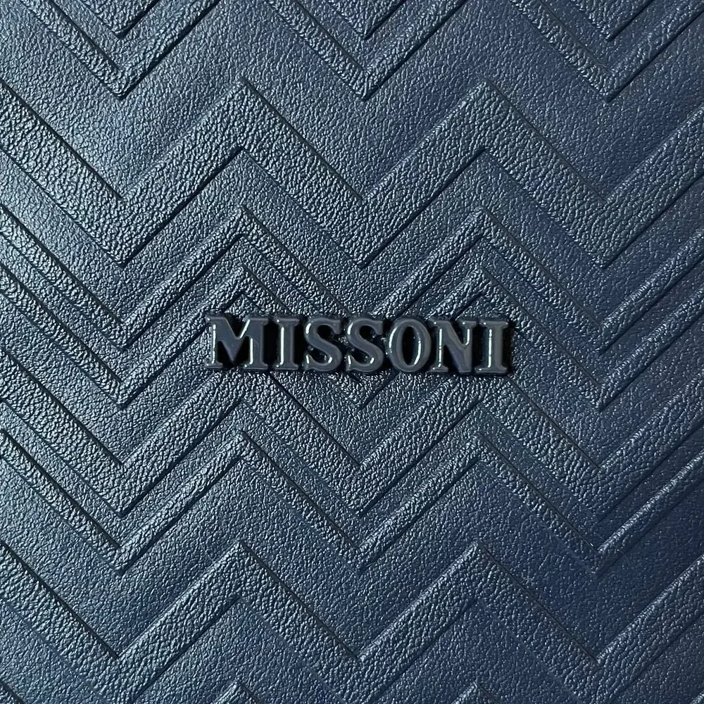 Missoni x Delta One Navy Blue Zigzag Faux Leather Zip Toiletry Cosmetic Case